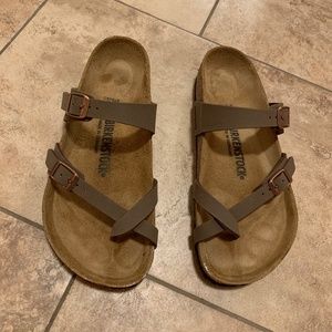 Women's Birkenstock Mayari Sandal Size 38 / Women's size 7.5